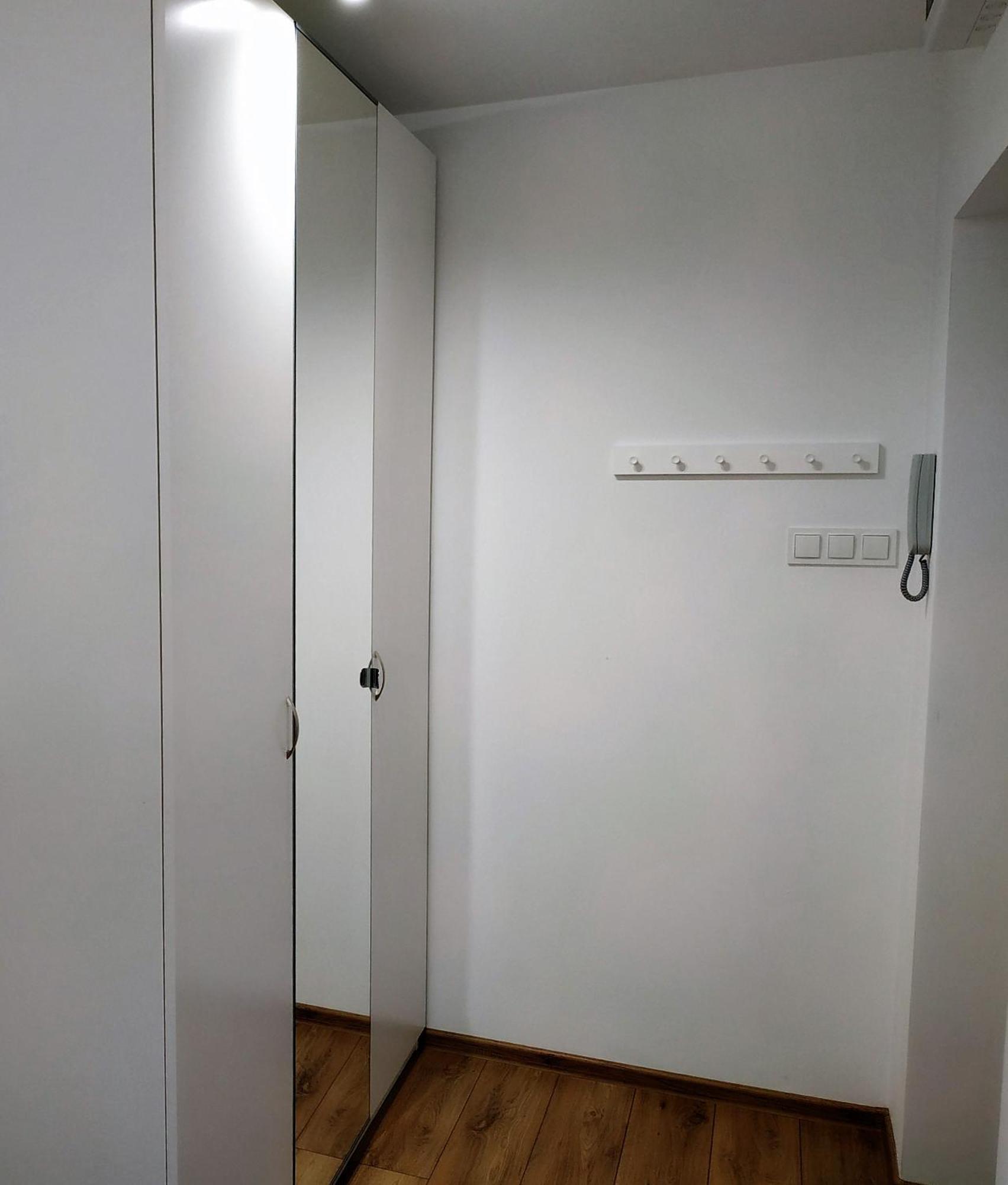 Theapartments Radwanska Łódź Szoba fotó