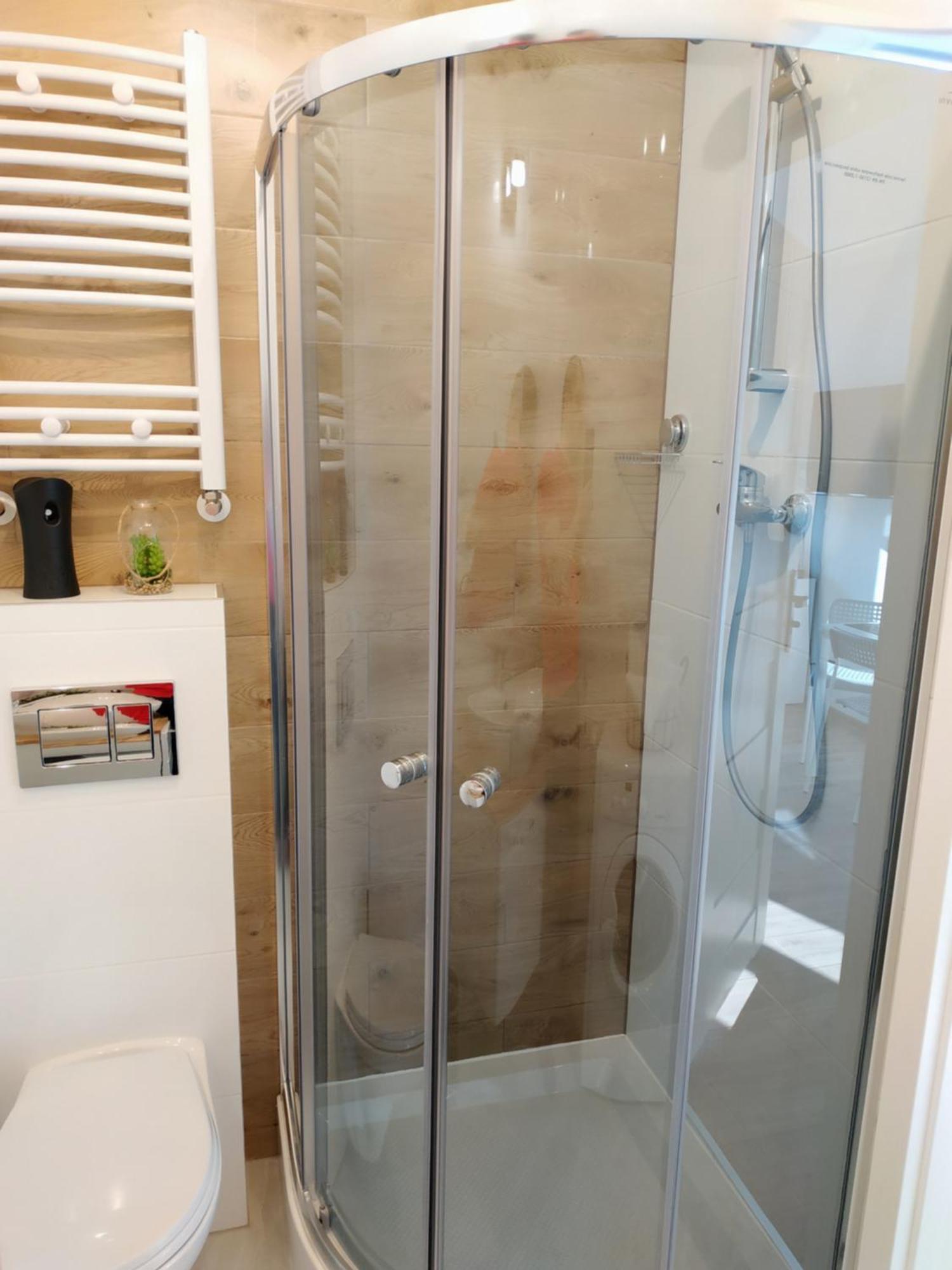 Theapartments Radwanska Łódź Szoba fotó