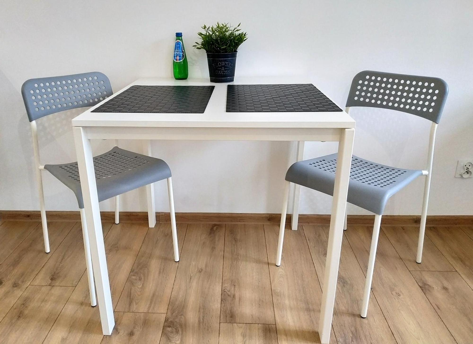 Theapartments Radwanska Łódź Szoba fotó