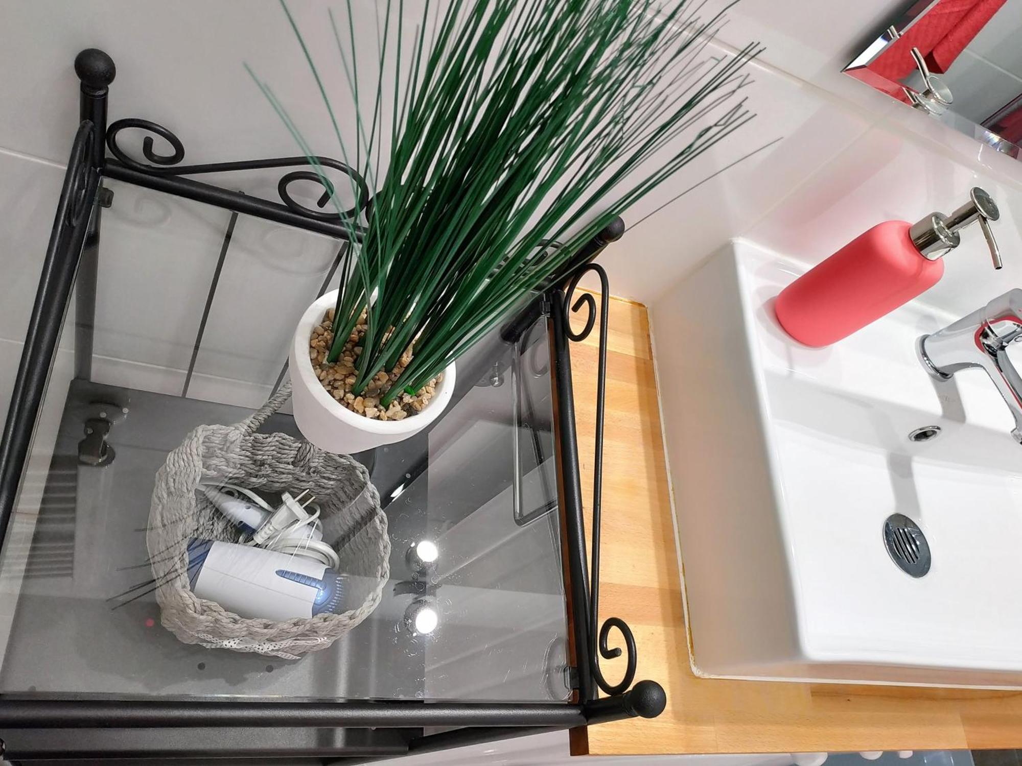 Theapartments Radwanska Łódź Szoba fotó